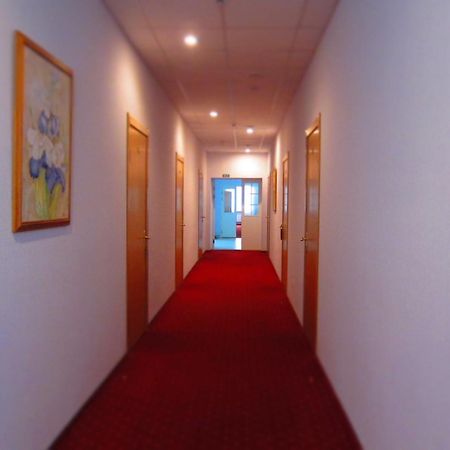 Hotel Vilmaja Riga Buitenkant foto