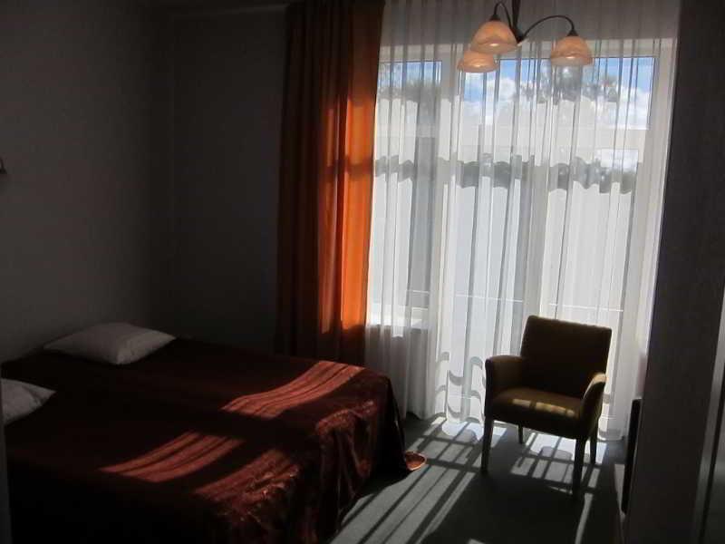 Hotel Vilmaja Riga Buitenkant foto
