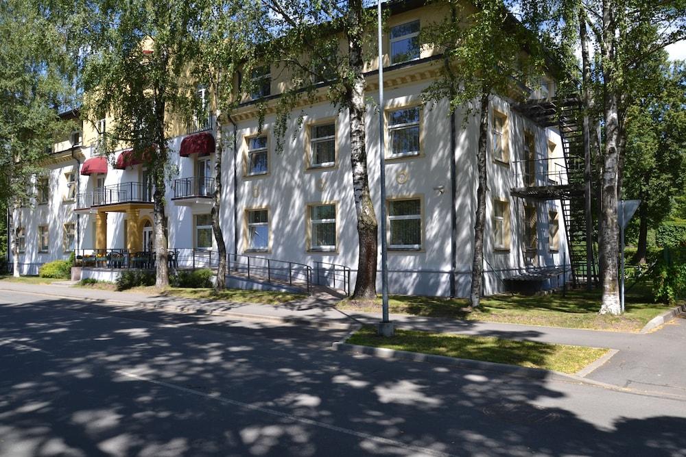 Hotel Vilmaja Riga Buitenkant foto