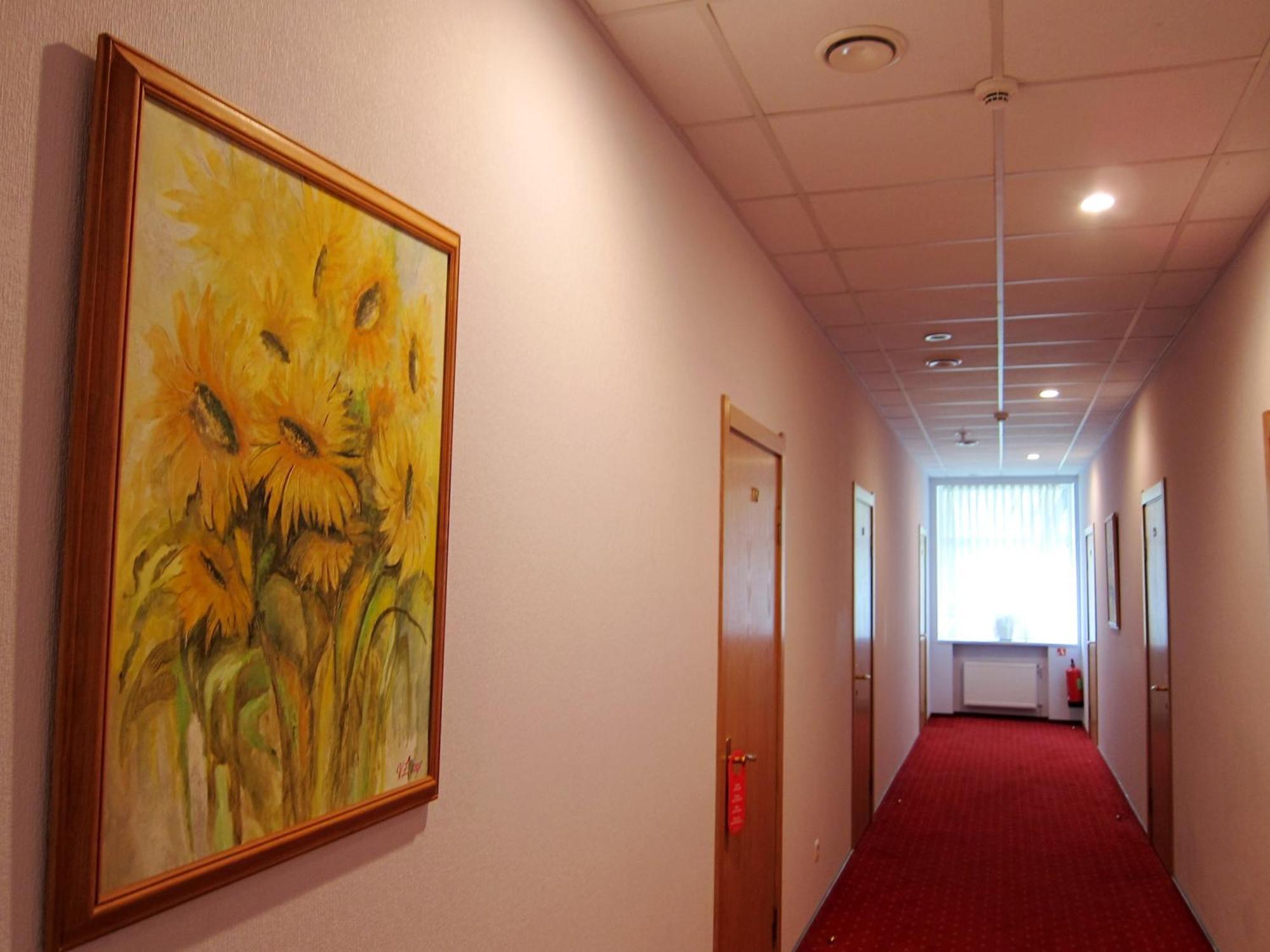 Hotel Vilmaja Riga Buitenkant foto