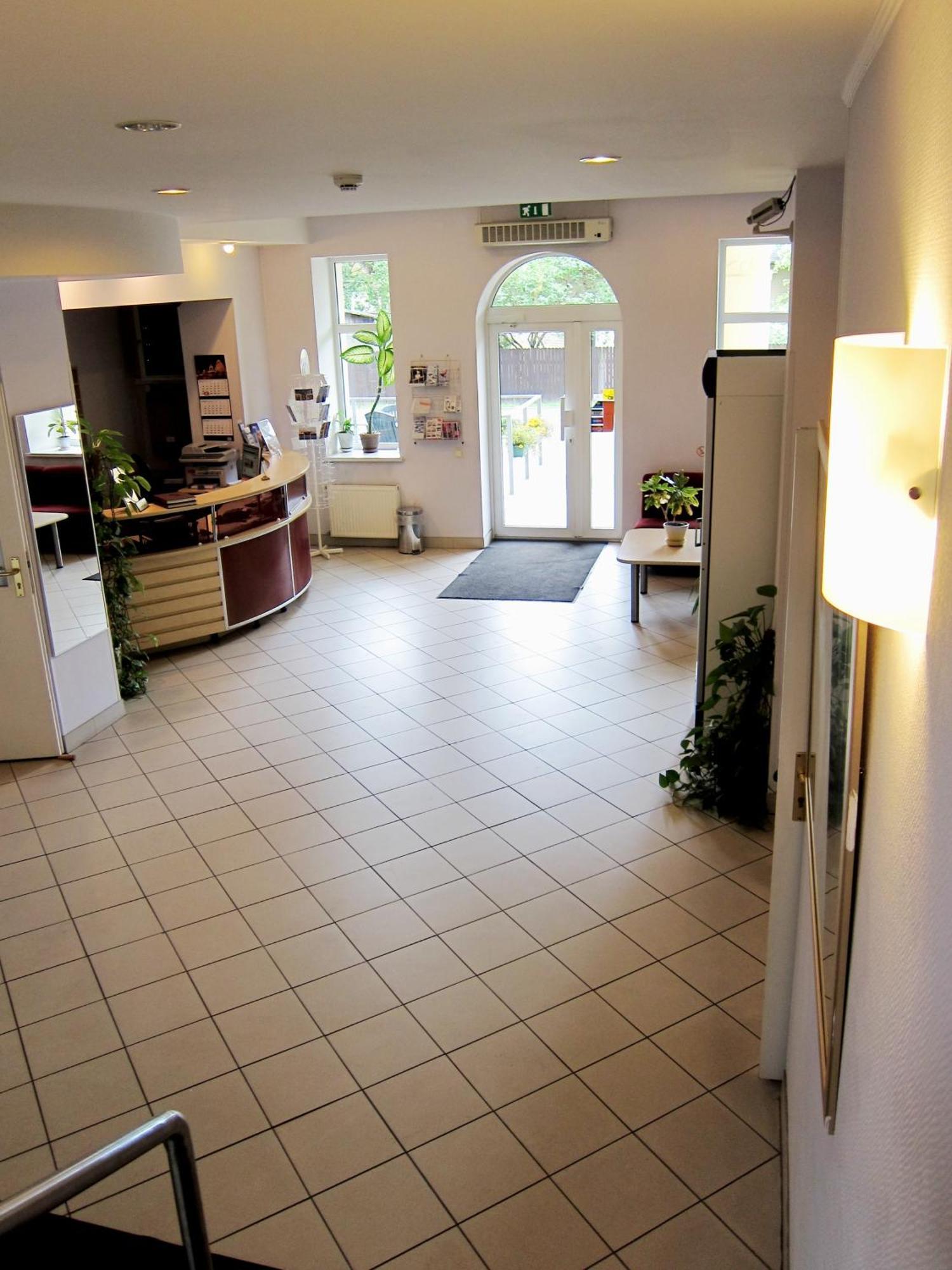 Hotel Vilmaja Riga Buitenkant foto