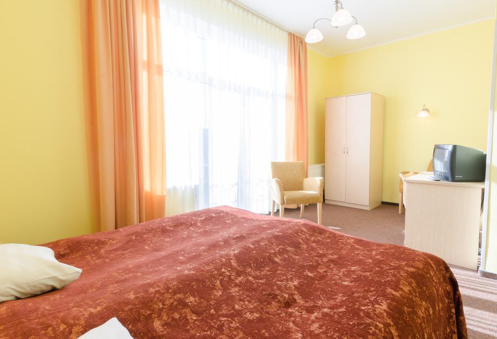 Hotel Vilmaja Riga Buitenkant foto