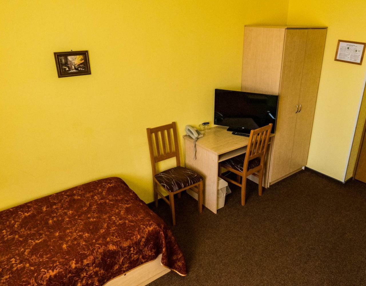 Hotel Vilmaja Riga Buitenkant foto